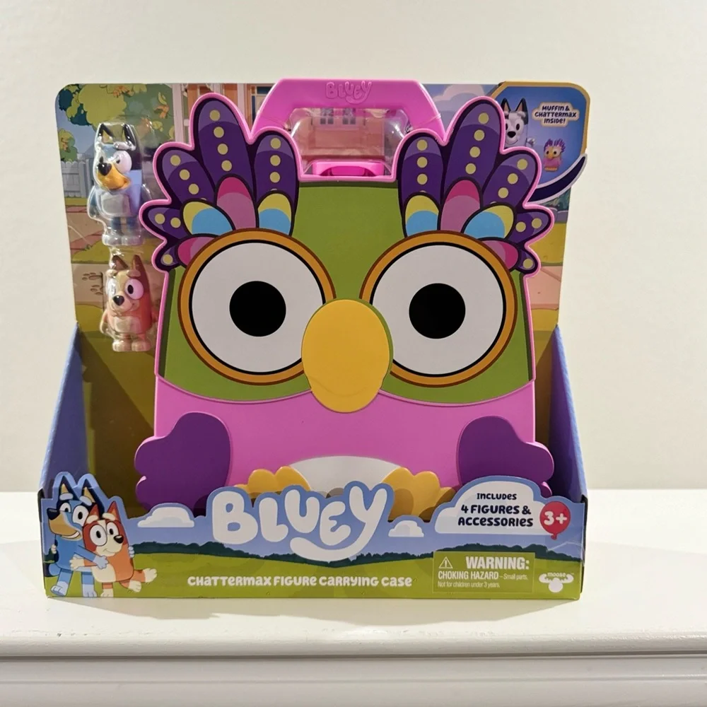 CHATTERMAX Figure Case, Includes Bluey, Bingo, Muffin and Chattermax. NEW !